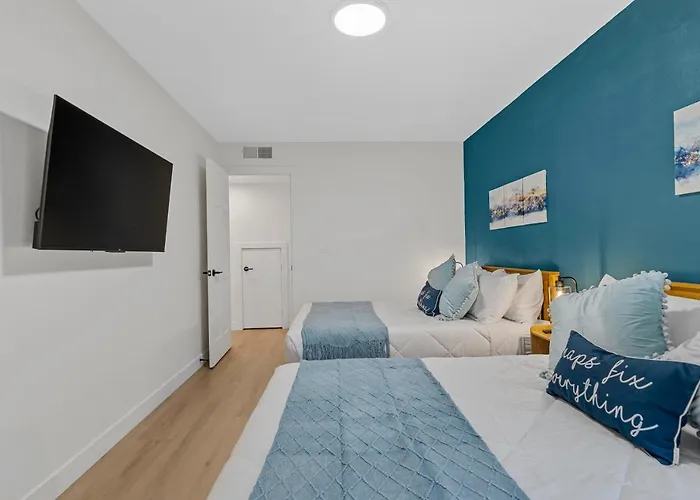 Peaceful Getaway - Location, Family-friendly & Pool Table! Сasa de vacaciones *